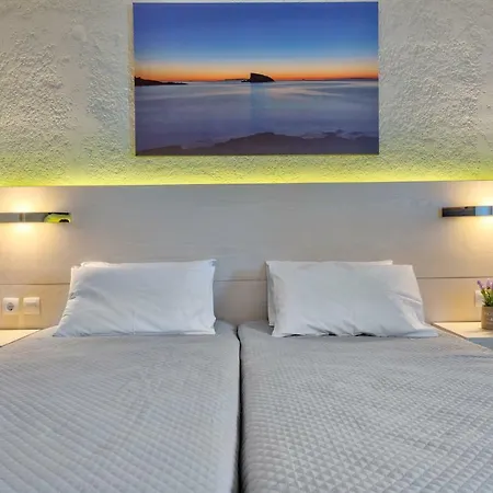 Hotel Halaris 2*